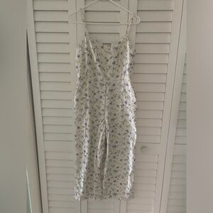 Old Navy White Floral Jumper Size Large